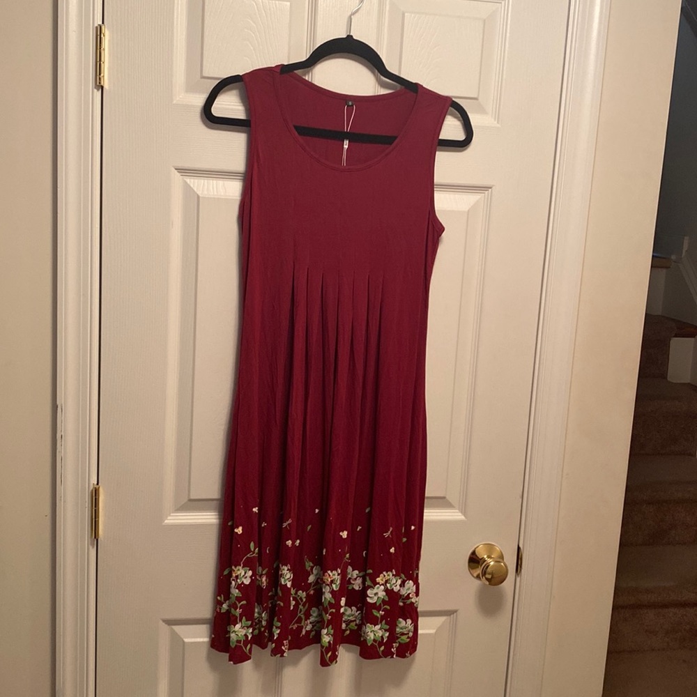 Brand New Kilig Burgundy Floral Dress…size S